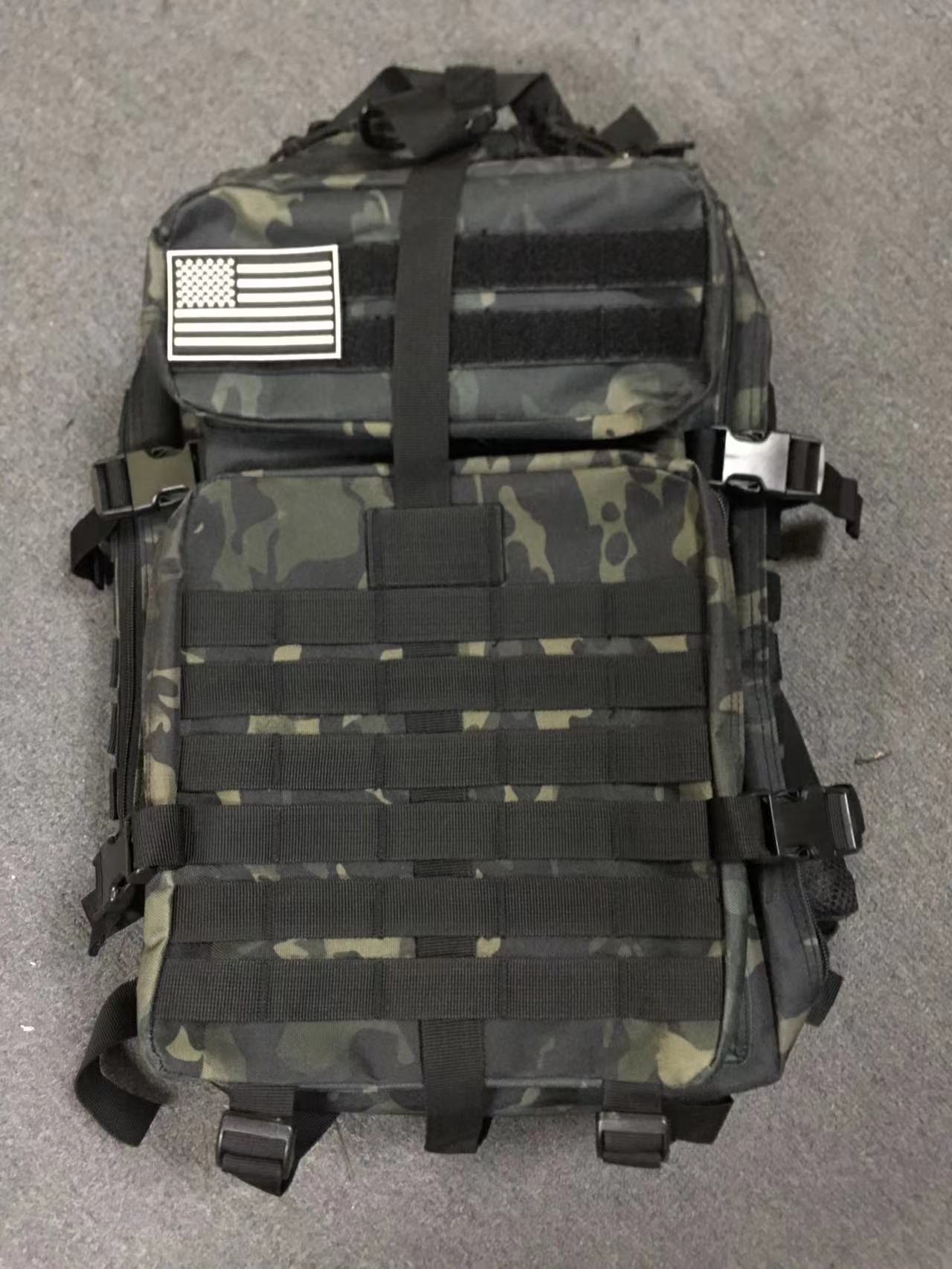 Outdoor tactical backpack hiking and camping large capacity MOLLE expands new 3P backpack - Wild Summit Gear